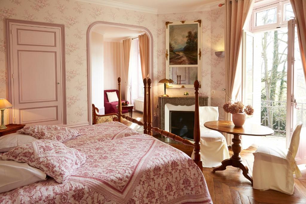 Chambres Au Chateau - Le Clos Des Tourelles Sennecey-le-Grand Pokoj fotografie